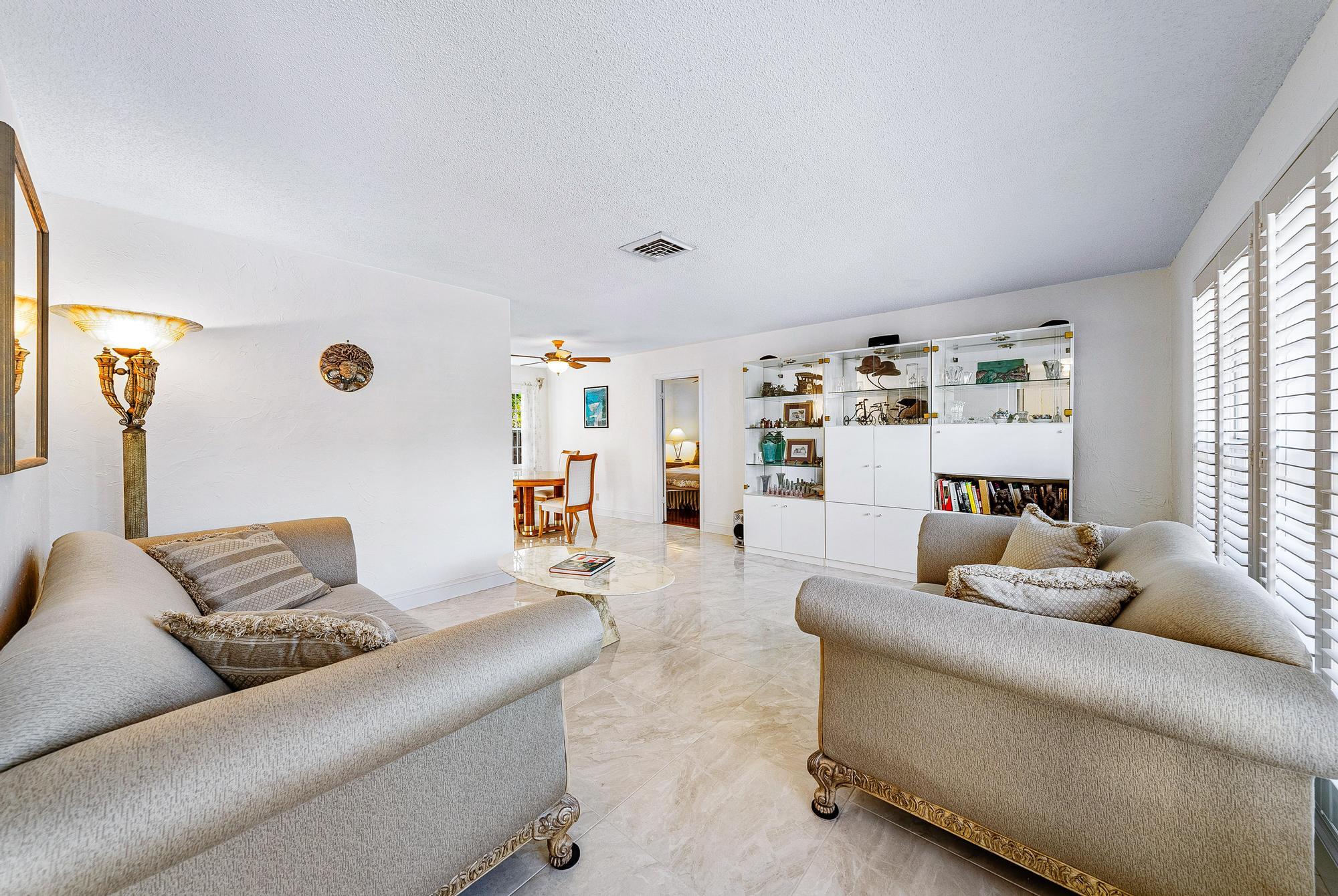 127 Norfolk Road Jupiter, FL 33469 - Photo 8 of 24 127 W Norfolk Rd-9
