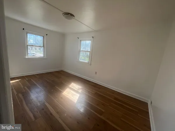 $2,500 | 4017 72nd Avenue, Hyattsville, MD 20784