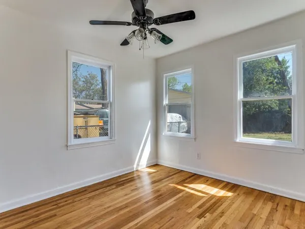 $229,900 | 5433 Thomas Lane, River Oaks, TX 76114