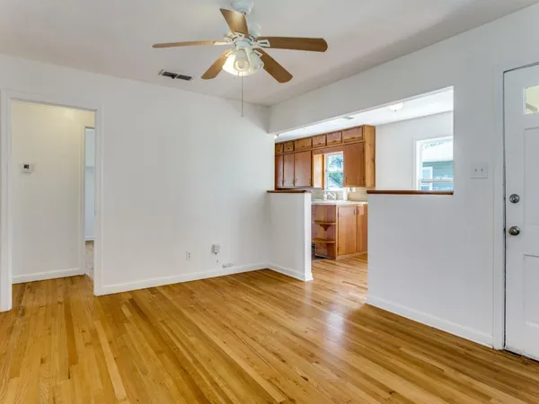 $229,900 | 5433 Thomas Lane, River Oaks, TX 76114