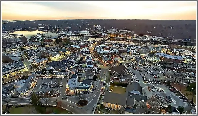 $6,750 | 5 Church Lane, Unit 410, Westport, CT 06880