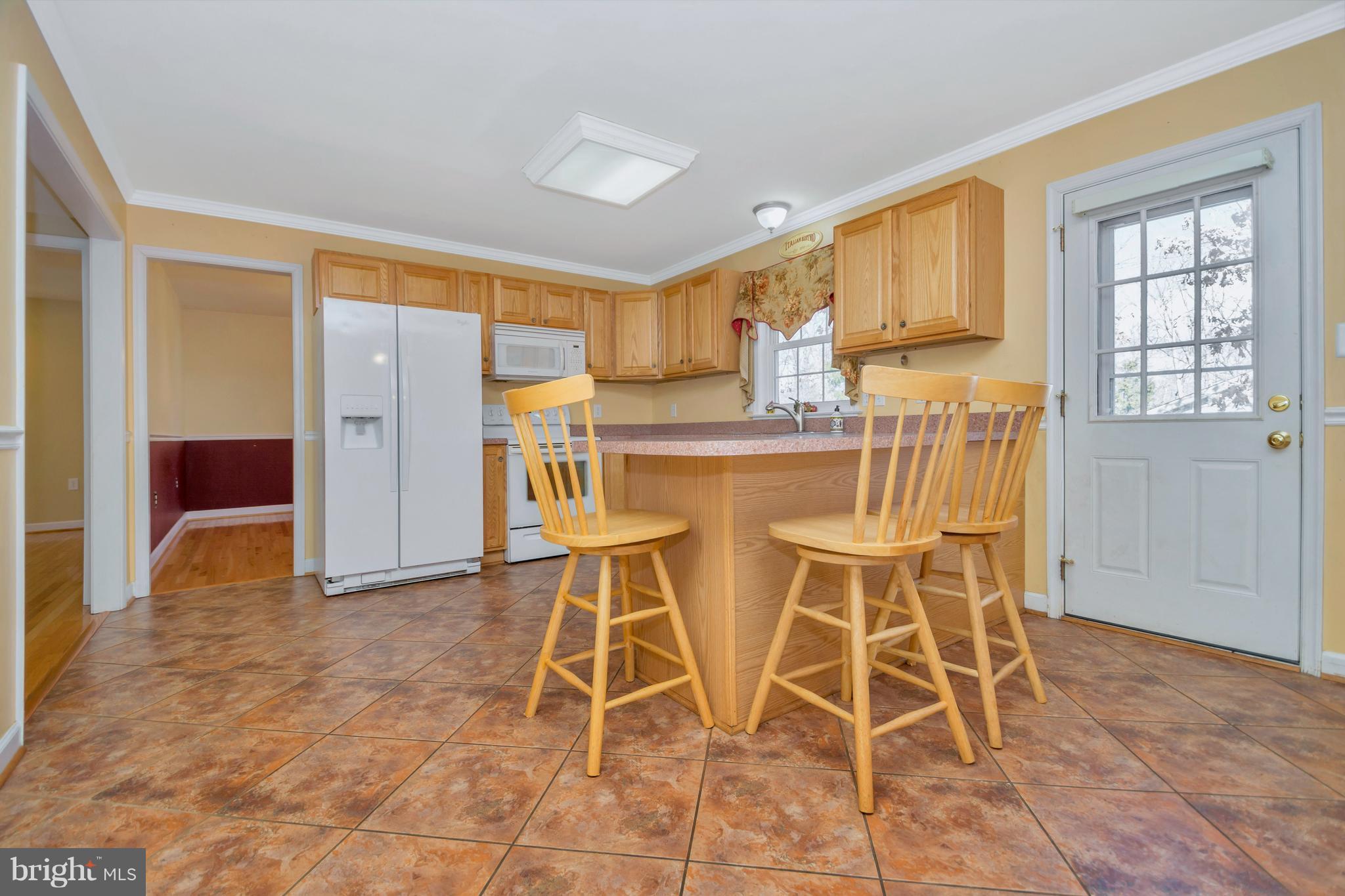 200 Freedom Road Locust Grove, VA 22508 - Photo 9 of 30 Kitchen bar for extra seating