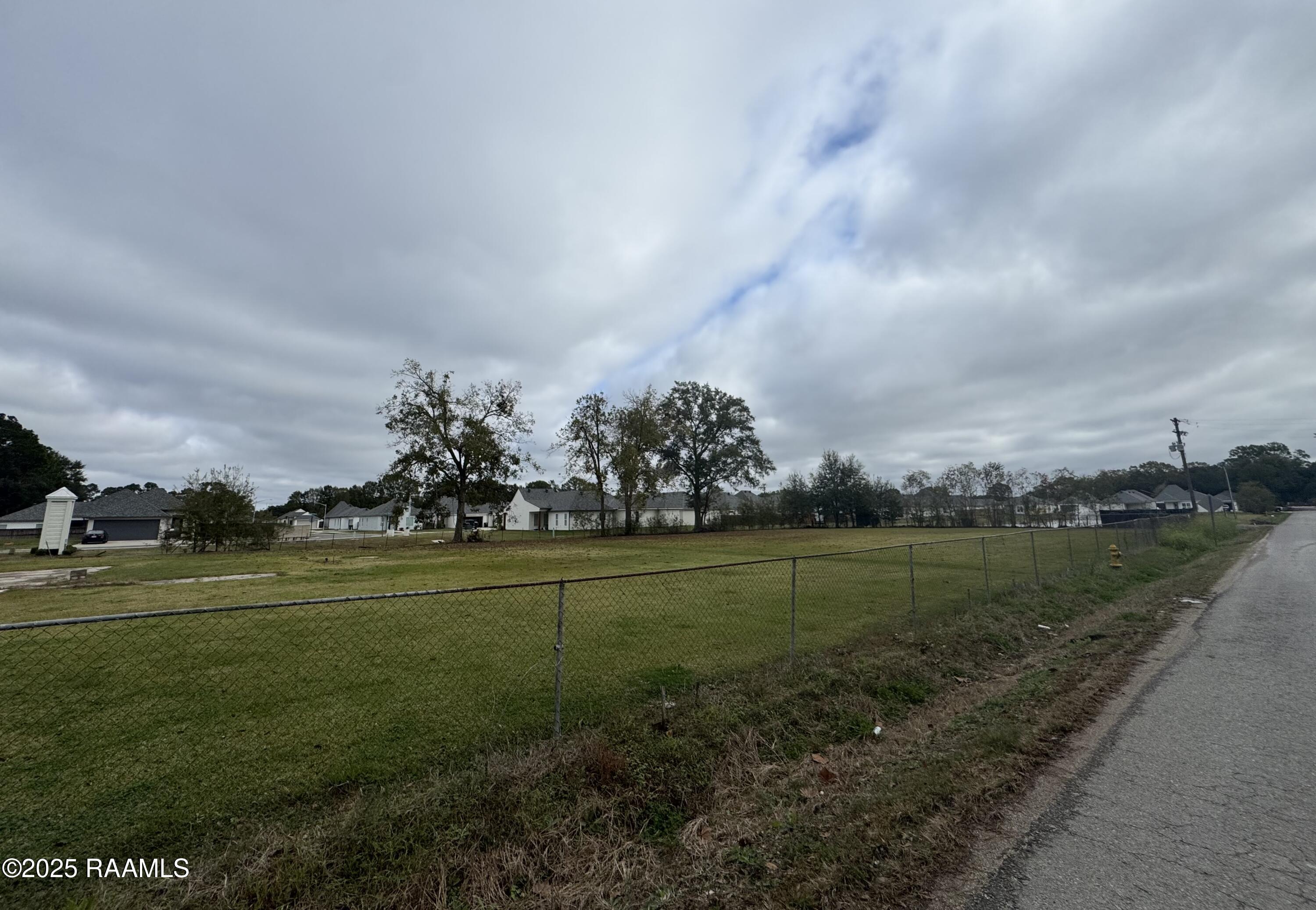 113 Des Jacques Road Lafayette, LA 70506 - Photo 8 of 13 IMG_9875