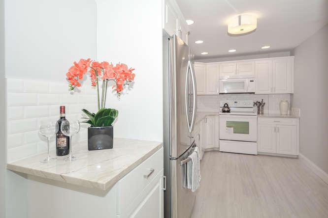 2851 South Ocean Boulevard, Unit 5U Boca Raton, FL 33432 - Photo 10 of 29 2851 S Ocean Blvd 5U Boca-small-009-26-K
