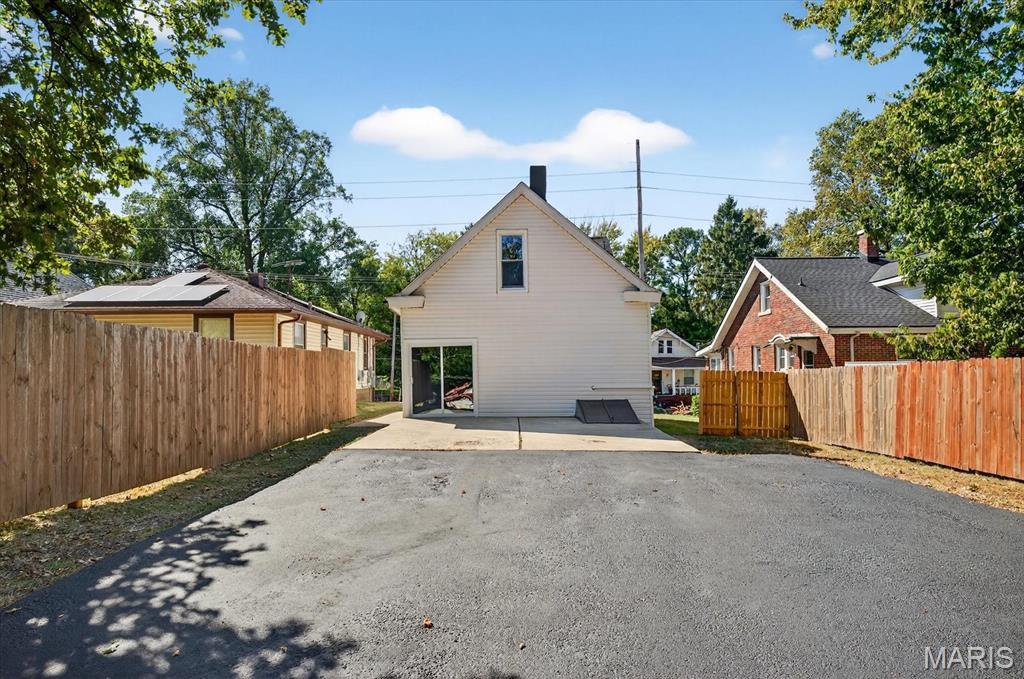 731 State Street Belleville, IL 62220 - Photo 2 of 38