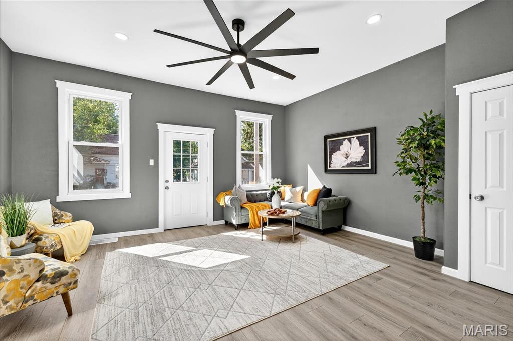 731 State Street Belleville, IL 62220 - Photo 4 of 38