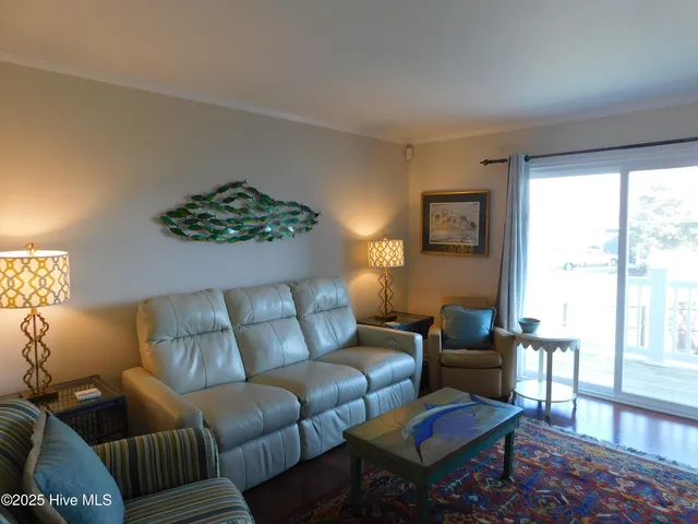 $1,800 | 2411 Front Street, Unit 38, Beaufort, NC 28516