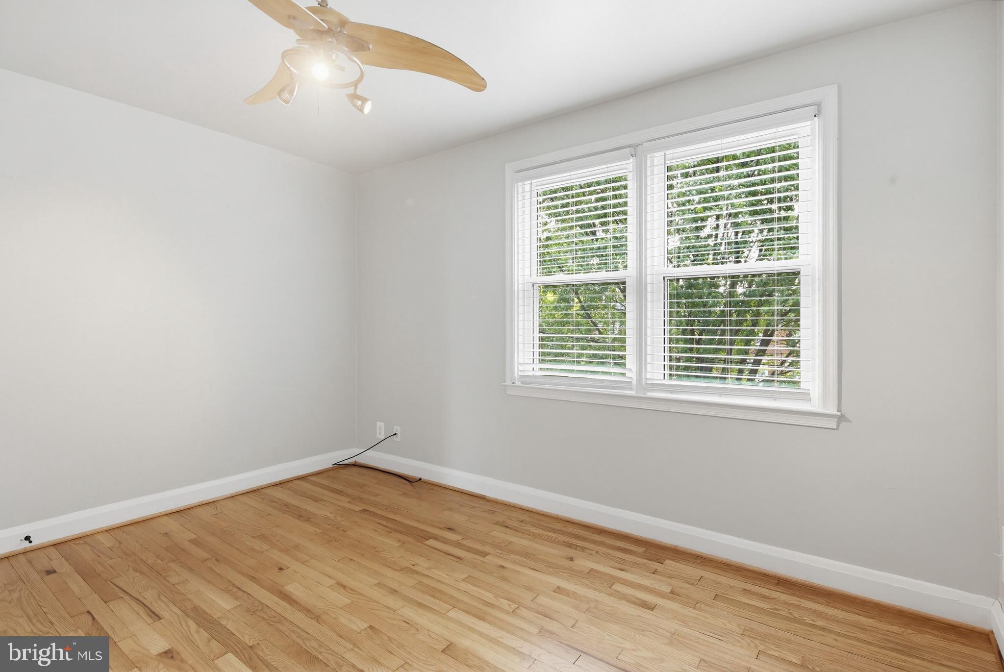 8111 Barksdale Road Baltimore, MD 21286 - Photo 17 of 39 an empty room with a window