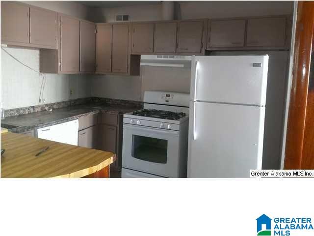 1653 17th Place Southwest Birmingham, AL 35211 - Photo 4 of 4