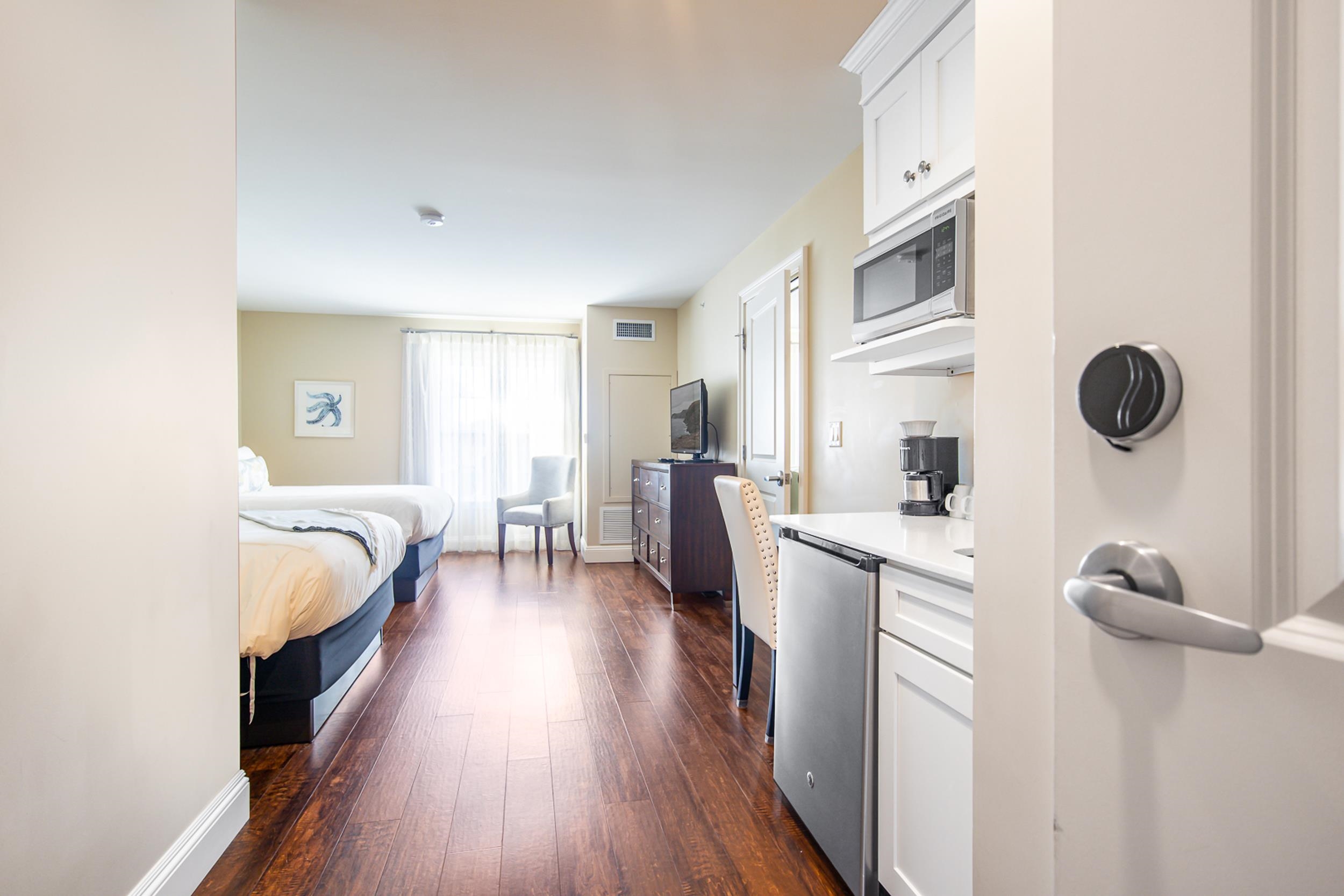 1 Ocean Avenue, Unit 406/408 FRACTION 5 York, ME 03909 - Photo 10 of 43