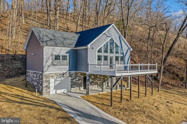 $699,900 | 191 Shenandoah Ranch Road, Harpers Ferry, WV 25425