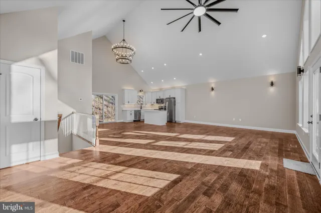 $699,900 | 191 Shenandoah Ranch Road, Harpers Ferry, WV 25425