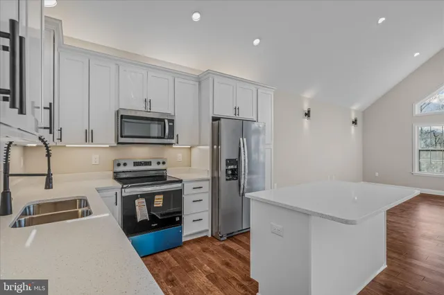 $699,900 | 191 Shenandoah Ranch Road, Harpers Ferry, WV 25425