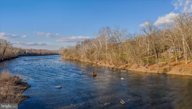 $699,900 | 191 Shenandoah Ranch Road, Harpers Ferry, WV 25425