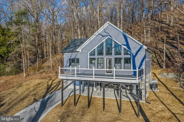$699,900 | 191 Shenandoah Ranch Road, Harpers Ferry, WV 25425