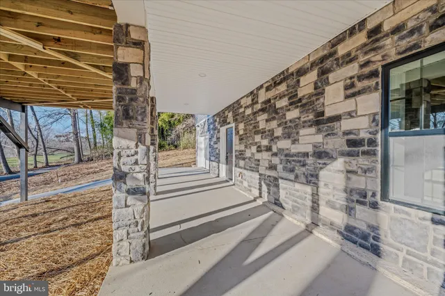 $699,900 | 191 Shenandoah Ranch Road, Harpers Ferry, WV 25425