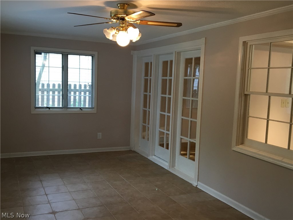 3319 Aberdeen Road Cleveland, OH 44120 - Photo 13 of 25