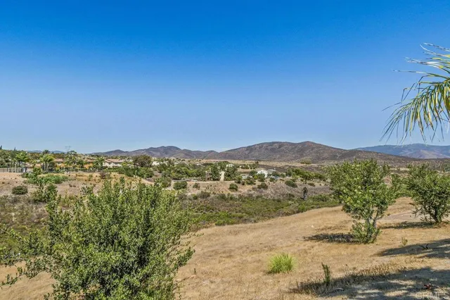 $1,900,000 | 2917 Babbling Brook Road, Chula Vista, CA 91914
