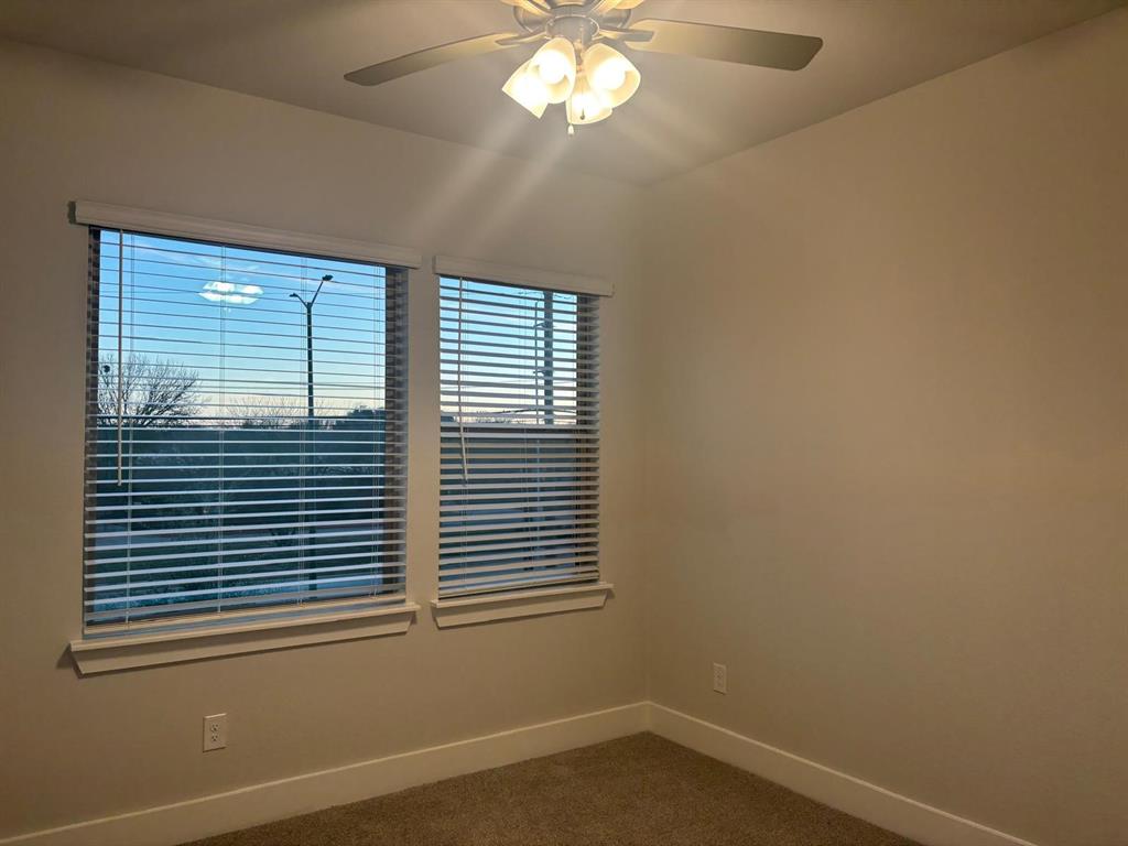 825 West Mayfield Road, Unit 115 Arlington, TX 76015 - Photo 17 of 25