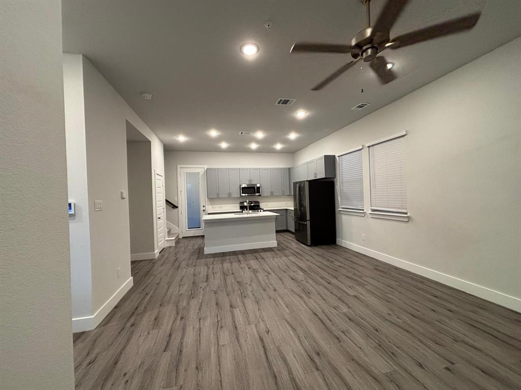 825 West Mayfield Road, Unit 115 Arlington, TX 76015 - Photo 5 of 25