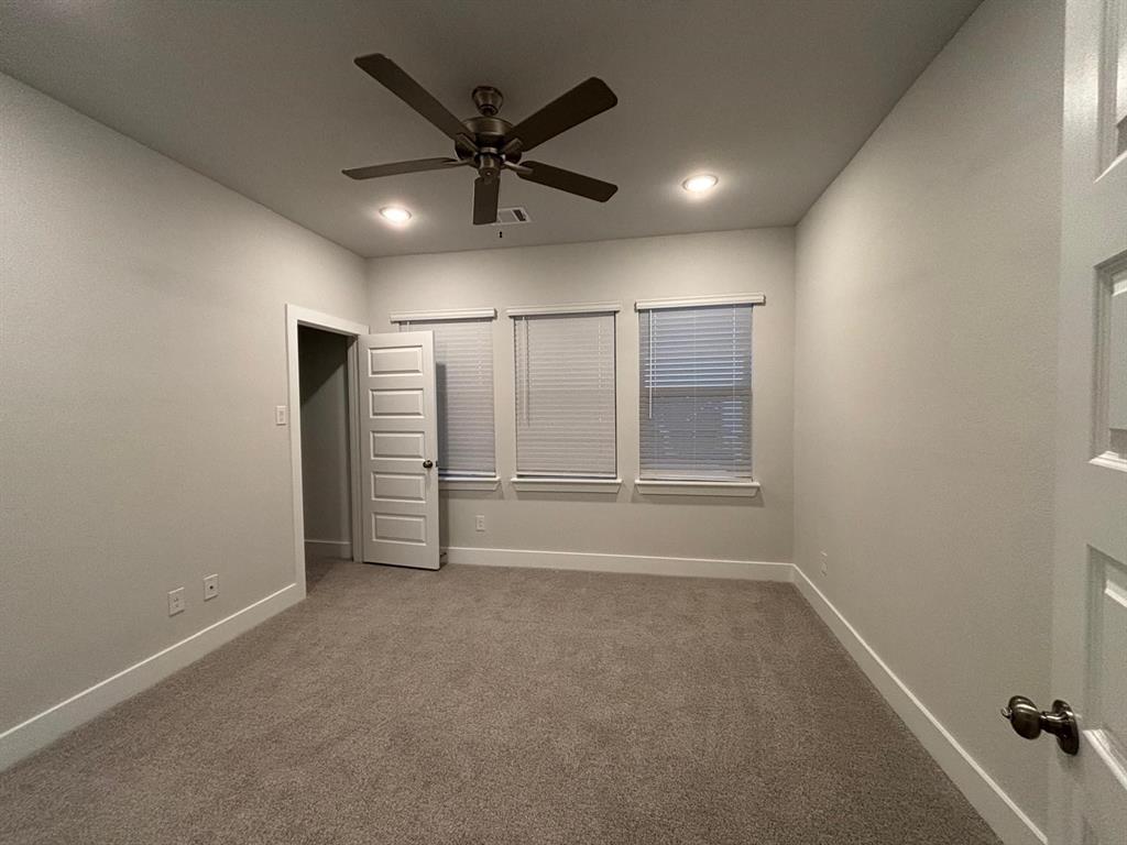 825 West Mayfield Road, Unit 115 Arlington, TX 76015 - Photo 8 of 25