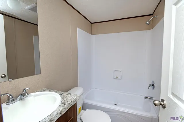 $75,000 | 155 Doucet Drive, Golden Meadow, LA 70357