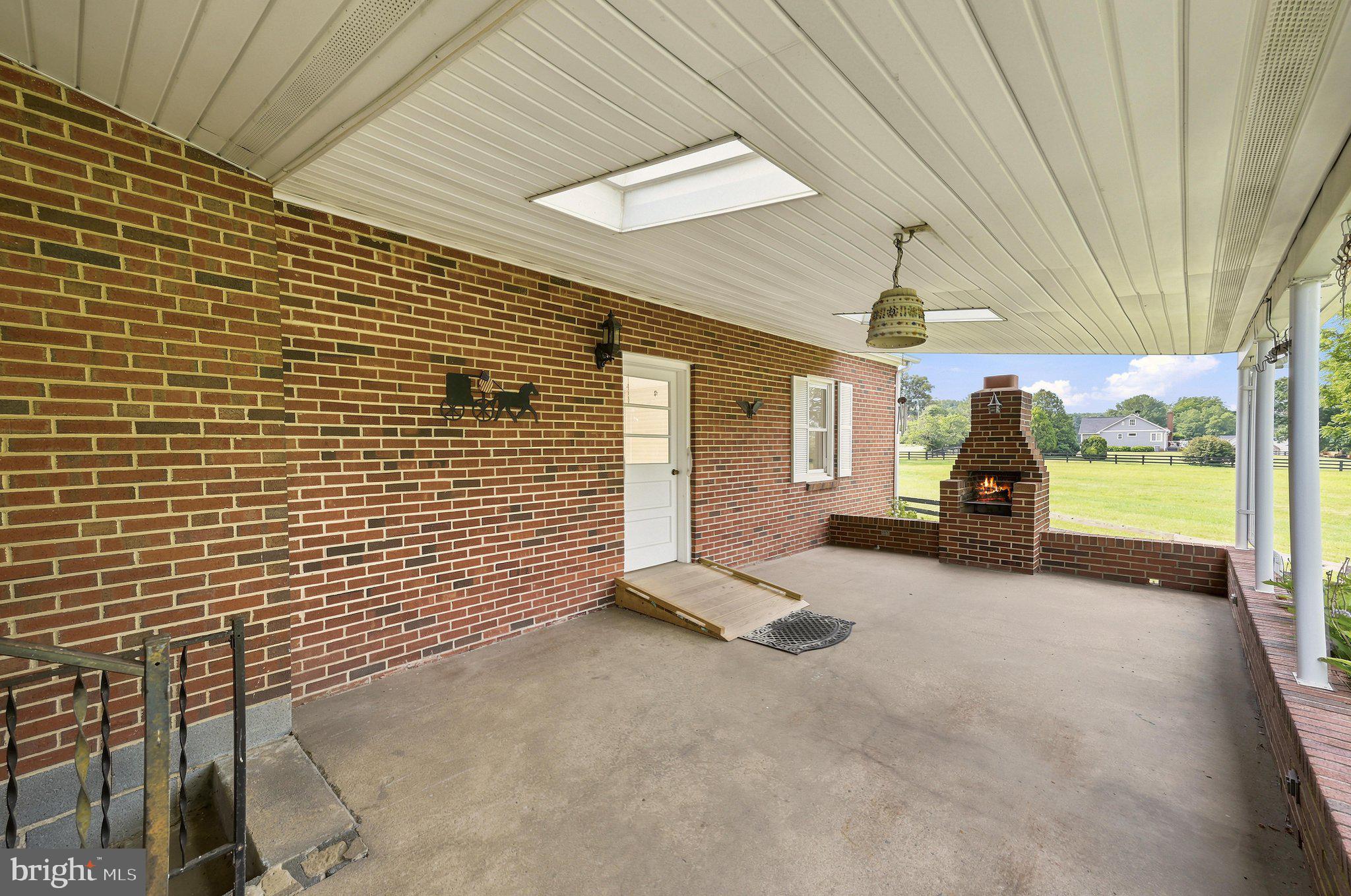 17751 Harmony Church Road Hamilton, VA 20158 - Photo 38 of 66 Patio