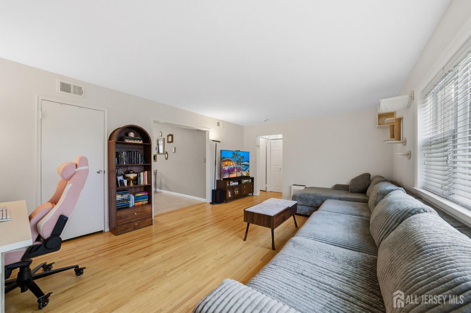 187 Evergreen Road, Unit 4A Edison, NJ 08837 - Photo 12 of 33