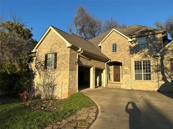 $3,000 | 2745 Lake Forest Drive, Round Rock, TX 78665