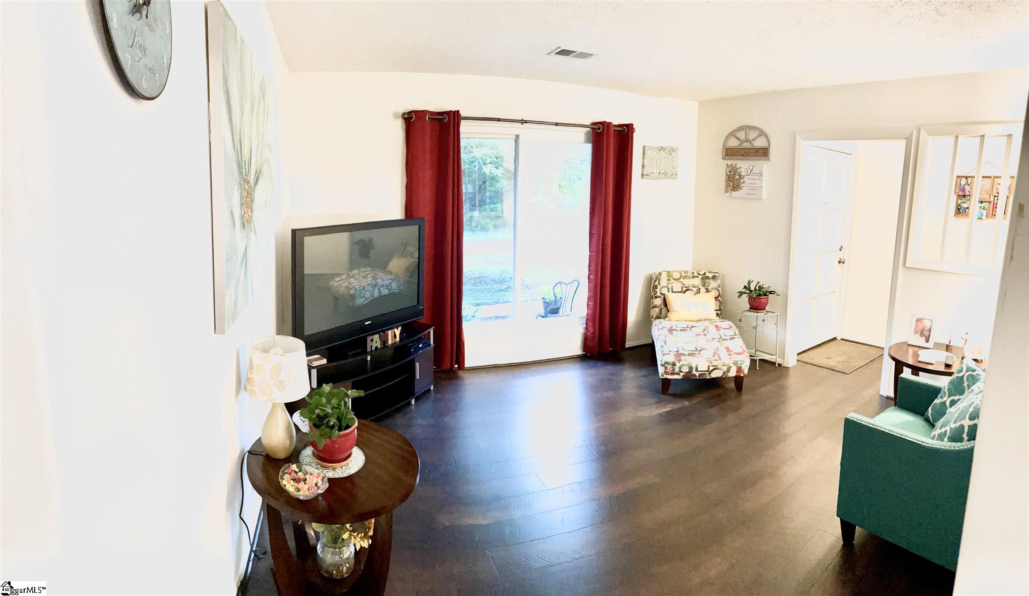 610 East Darby Road Taylors, SC 29687 - Photo 2 of 15 Gallery Image 2