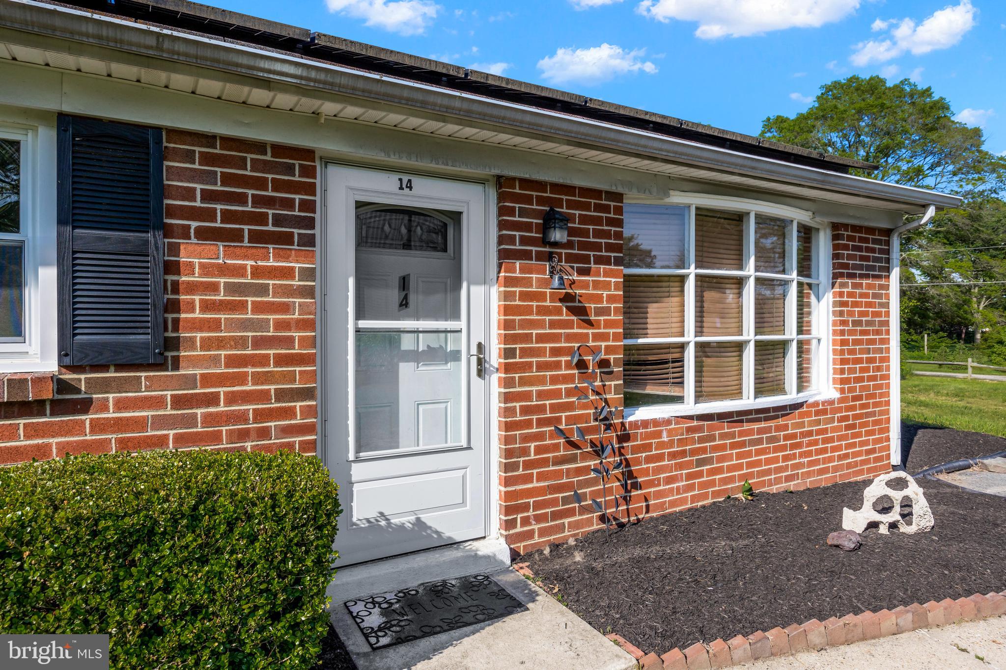 14 North Pemberton Road Pemberton, NJ 08068 - Photo 4 of 30