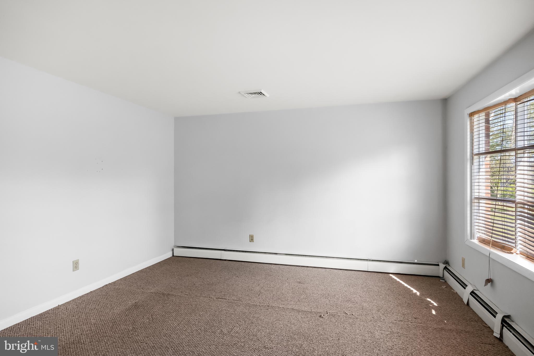 14 North Pemberton Road Pemberton, NJ 08068 - Photo 6 of 30