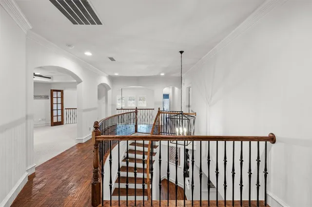 a view of entryway and hall