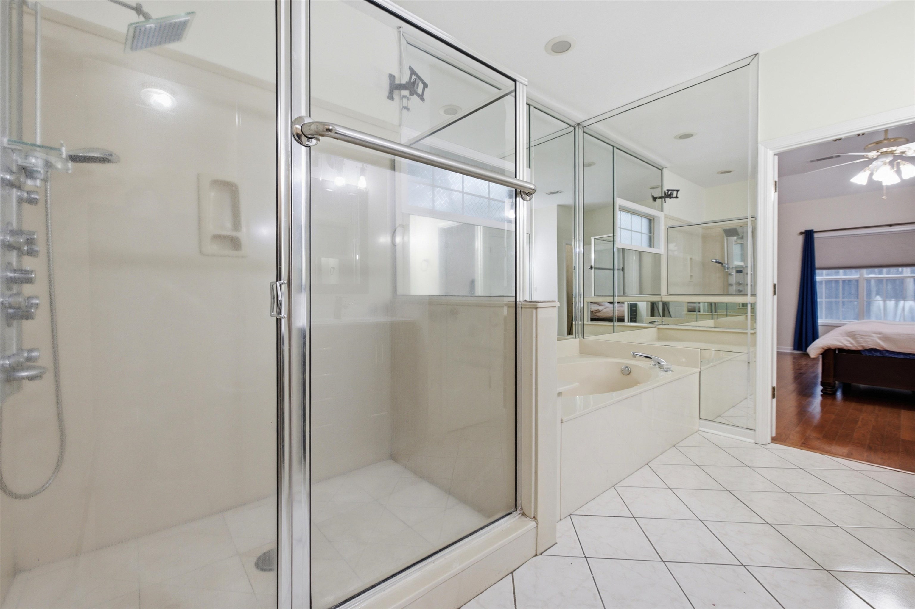 96 Berryfield Cove Collierville, TN 38017 - Photo 21 of 39 Bathroom