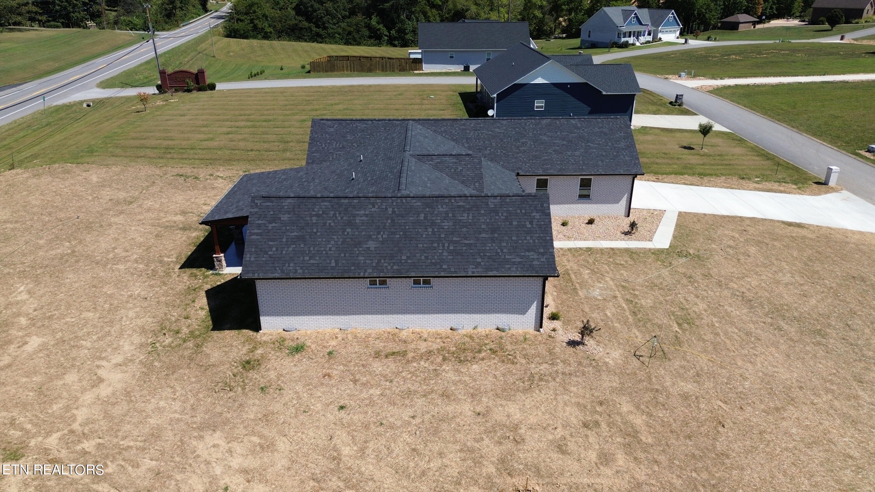 172 Shields Crossing Drive Bean Station, TN 37708 - Photo 32 of 38 Side II