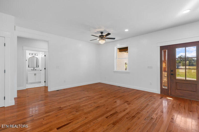 172 Shields Crossing Drive Bean Station, TN 37708 - Photo 6 of 38 Dining Area