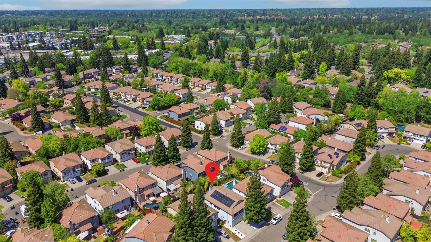 11568 Pyrites Court Gold River, CA 95670 - Photo 56 of 60 an aerial view of multiple house
