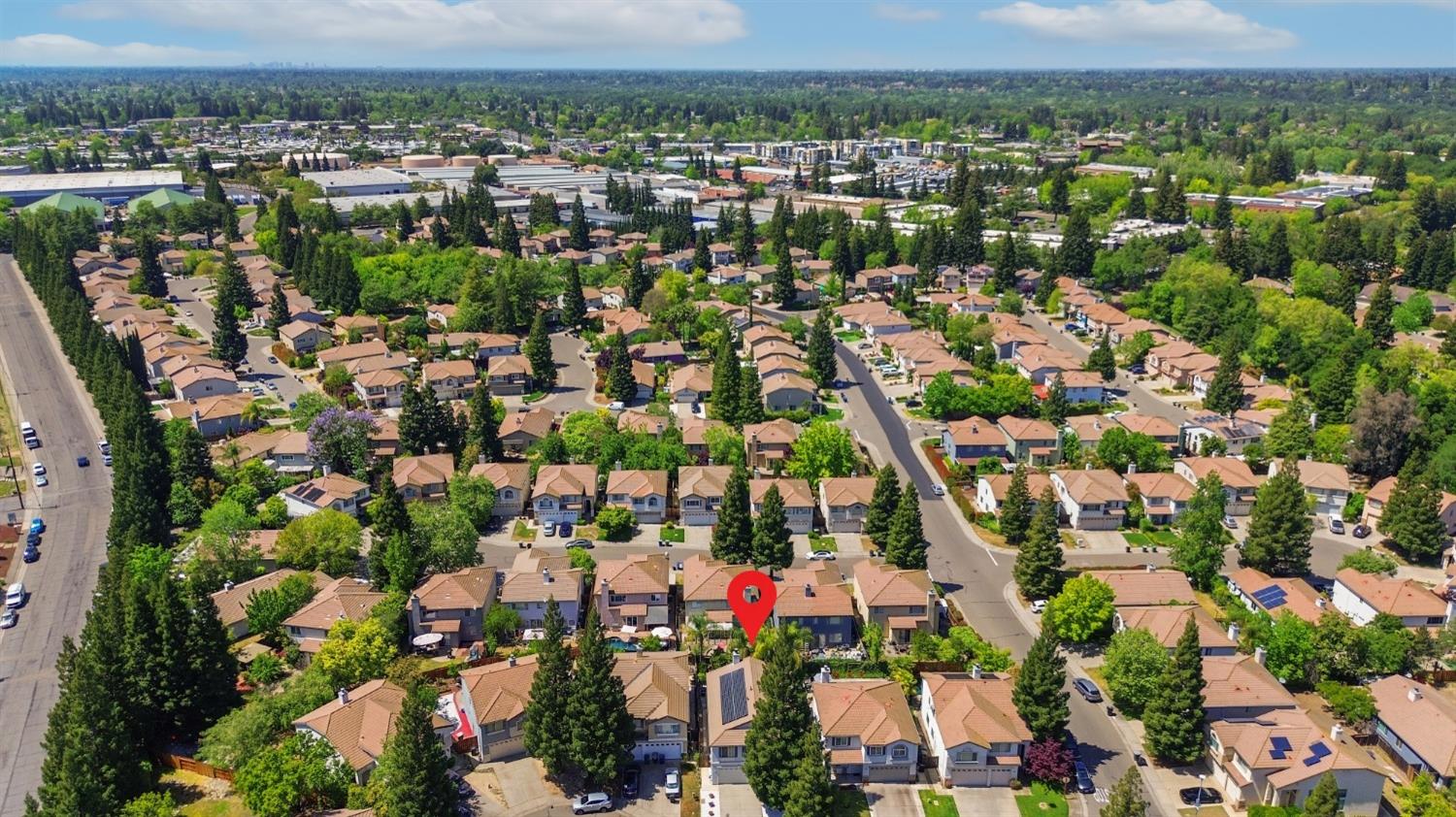 11568 Pyrites Court Gold River, CA 95670 - Photo 57 of 60 a view of a city
