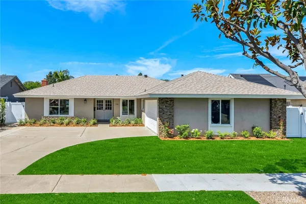 $1,149,900 | 709 East Meadowbrook Avenue, Orange, CA 92865