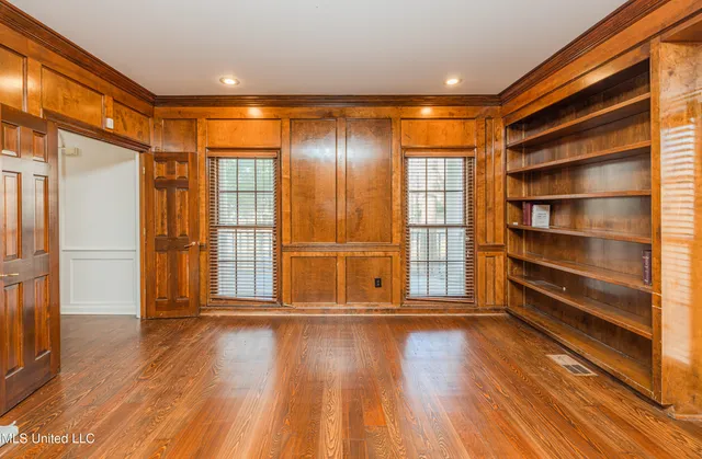 $477,000 | 1990 Petit Bois Street North, Jackson, MS 39216