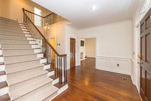 $477,000 | 1990 Petit Bois Street North, Jackson, MS 39216