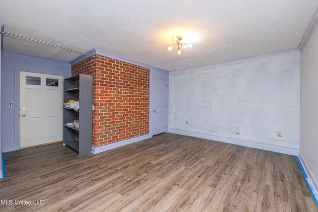 $477,000 | 1990 Petit Bois Street North, Jackson, MS 39216