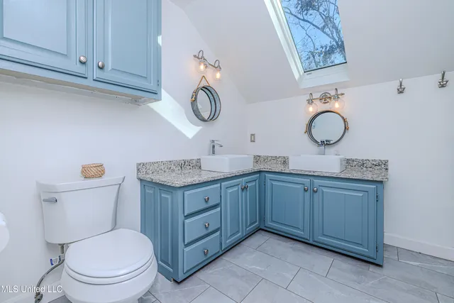 $477,000 | 1990 Petit Bois Street North, Jackson, MS 39216