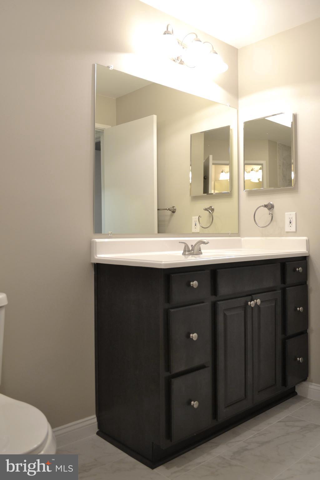 1908 Villaridge Drive Reston, VA 20191 - Photo 11 of 18 Gallery Image 11