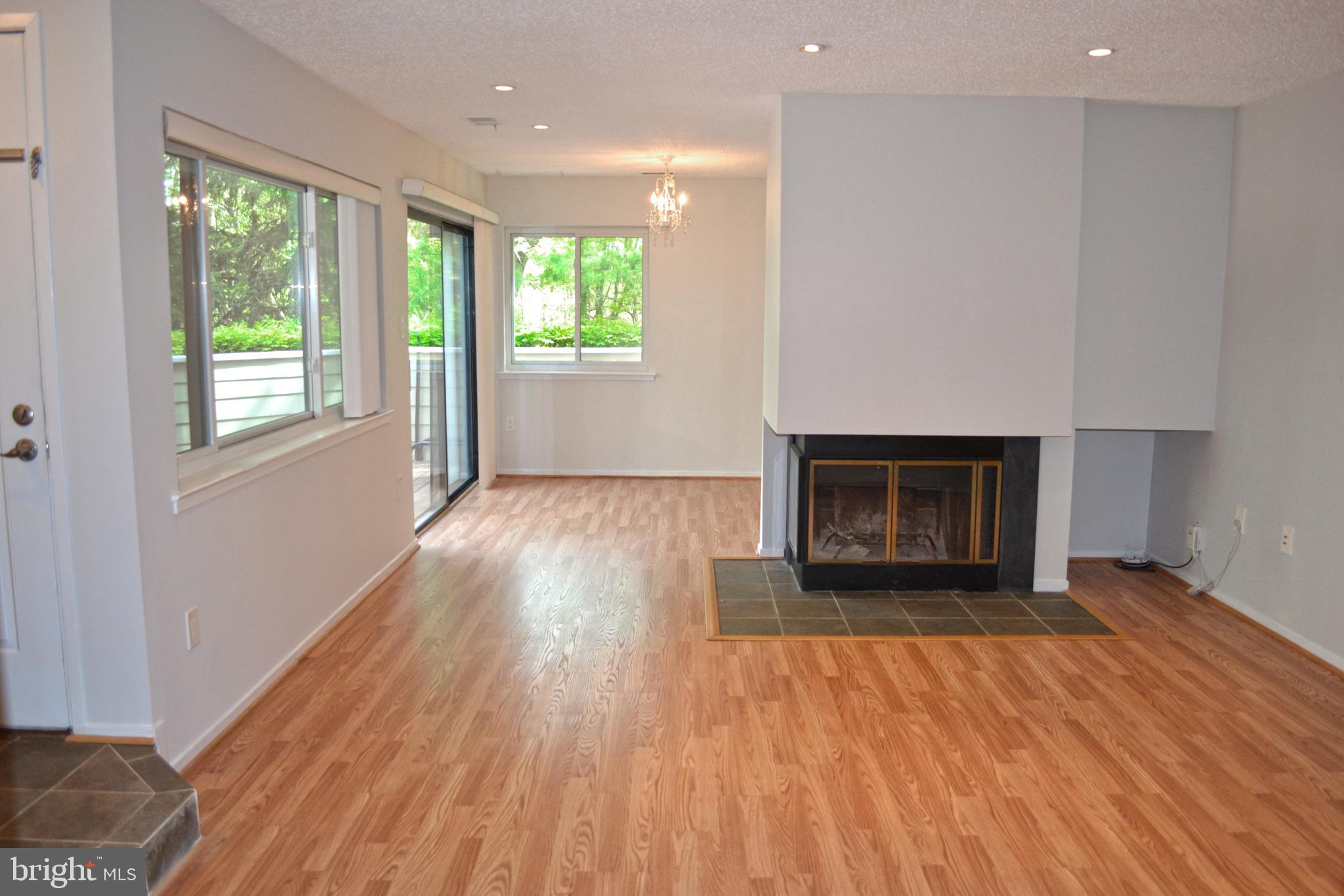 1908 Villaridge Drive Reston, VA 20191 - Photo 4 of 18 Gallery Image 4