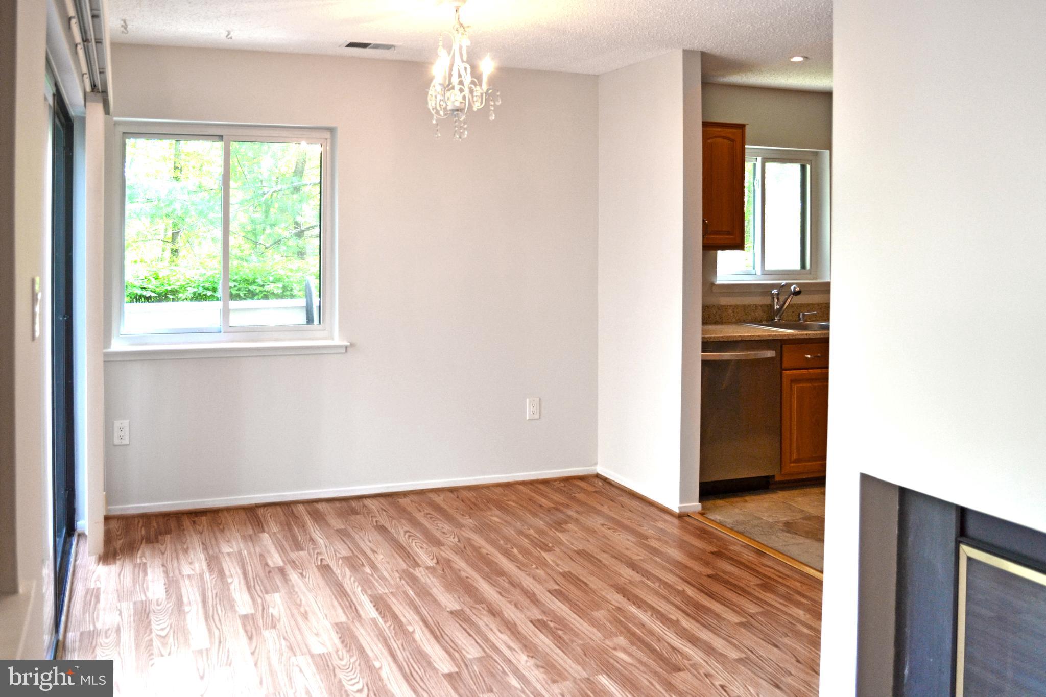 1908 Villaridge Drive Reston, VA 20191 - Photo 5 of 18 Gallery Image 5