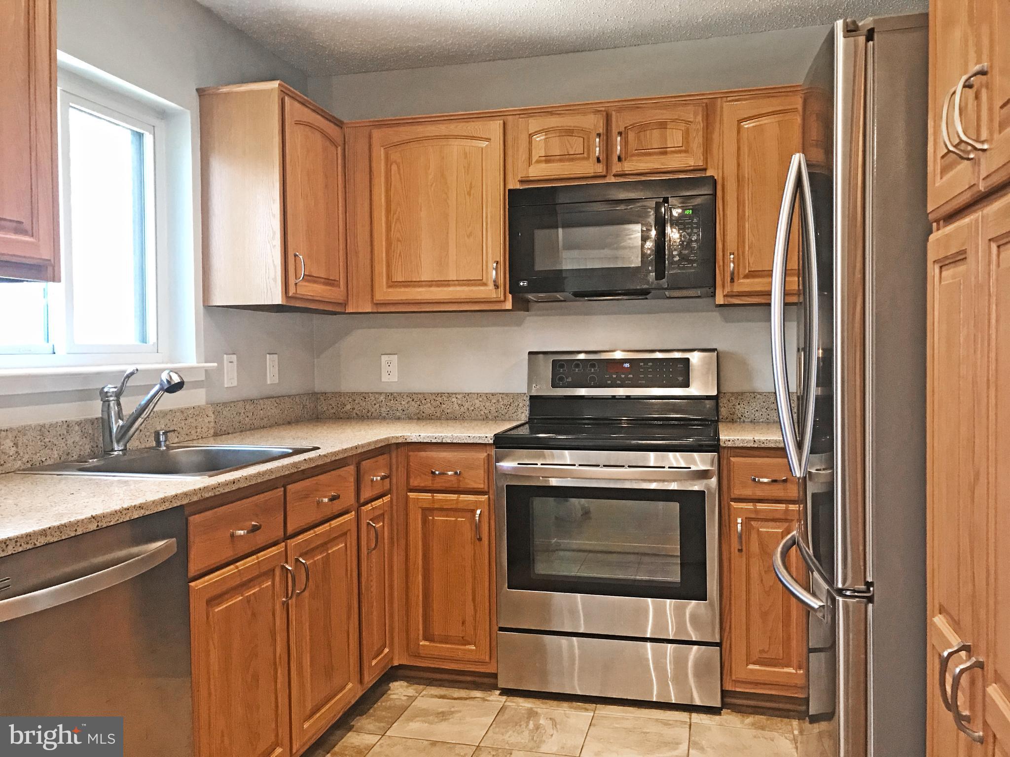 1908 Villaridge Drive Reston, VA 20191 - Photo 6 of 18 Gallery Image 6