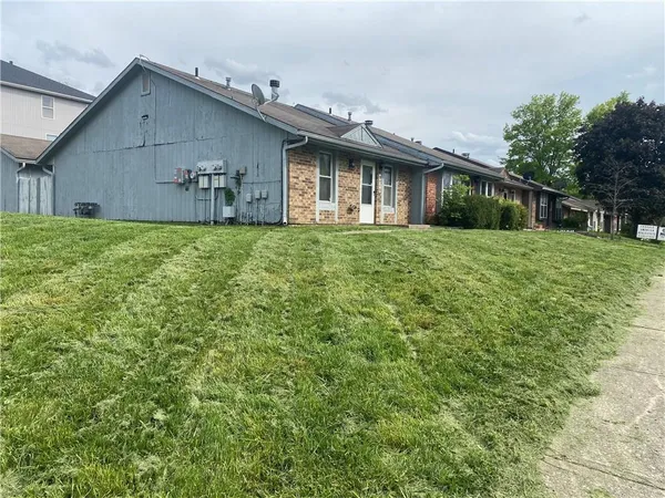 $165,000 | 8213 Northwest Mace Road, Kansas City, MO 64152