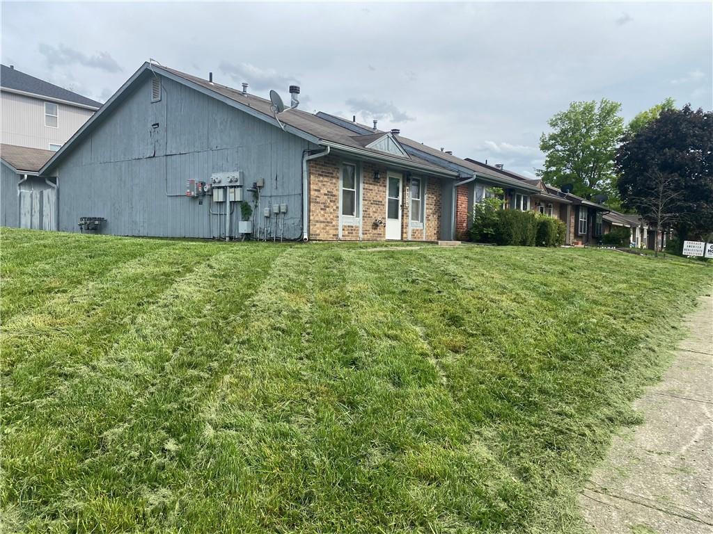 8213 Northwest Mace Road Kansas City, MO 64152 - Photo 2 of 9