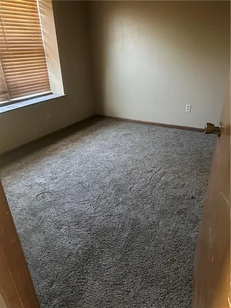 $165,000 | 8213 Northwest Mace Road, Kansas City, MO 64152